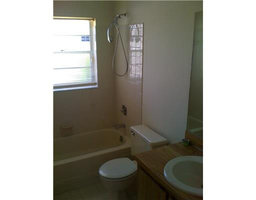 8912 Southwest 18th Road Boca Raton, FL 33433 - Photo 9 of 12 Other