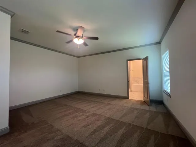 $2,450 | 490 Oak Crk Drive, Lavon, TX 75166