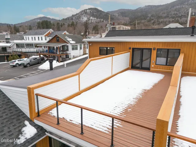 $1,849,000 | 1 Kurosaka Lane, Unit E, Lake George, NY 12845