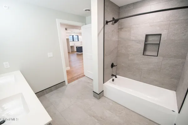 $1,849,000 | 1 Kurosaka Lane, Unit E, Lake George, NY 12845