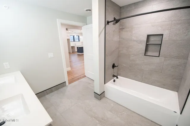 $1,849,000 | 1 Kurosaka Lane, Unit E, Lake George, NY 12845