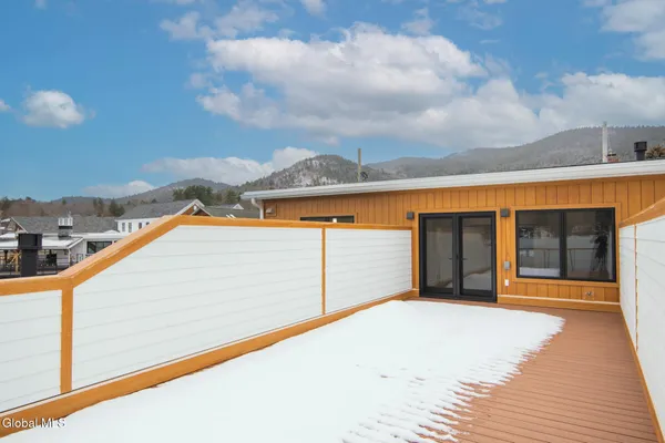 $1,849,000 | 1 Kurosaka Lane, Unit E, Lake George, NY 12845