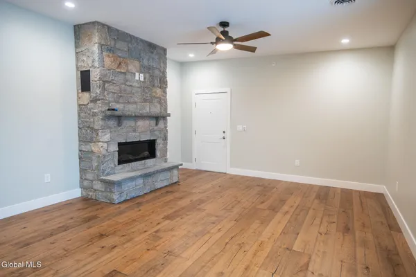 $1,849,000 | 1 Kurosaka Lane, Unit E, Lake George, NY 12845