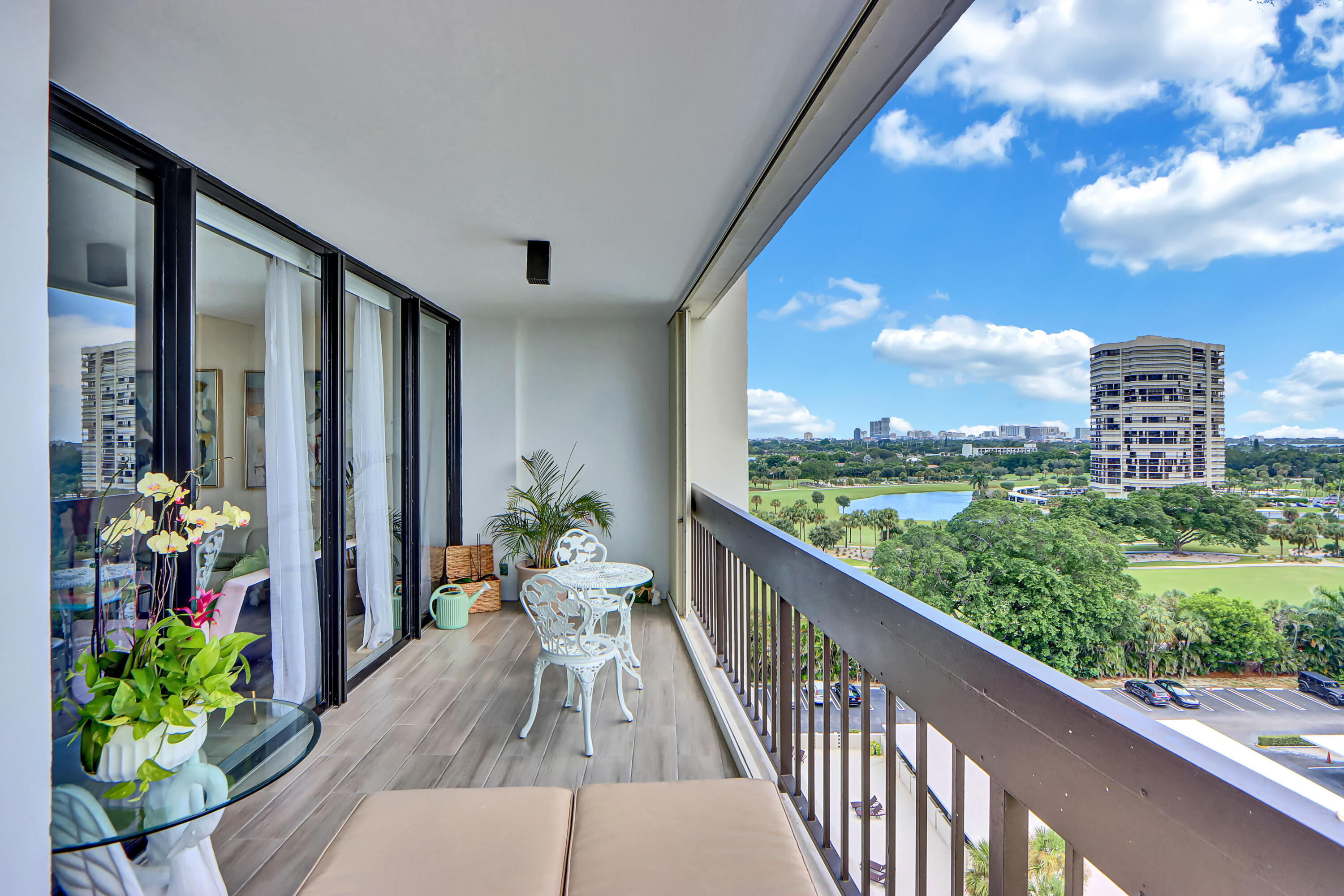 2000 Presidential Way, Unit 1006 West Palm Beach, FL 33401 - Photo 19 of 36 IMG_08