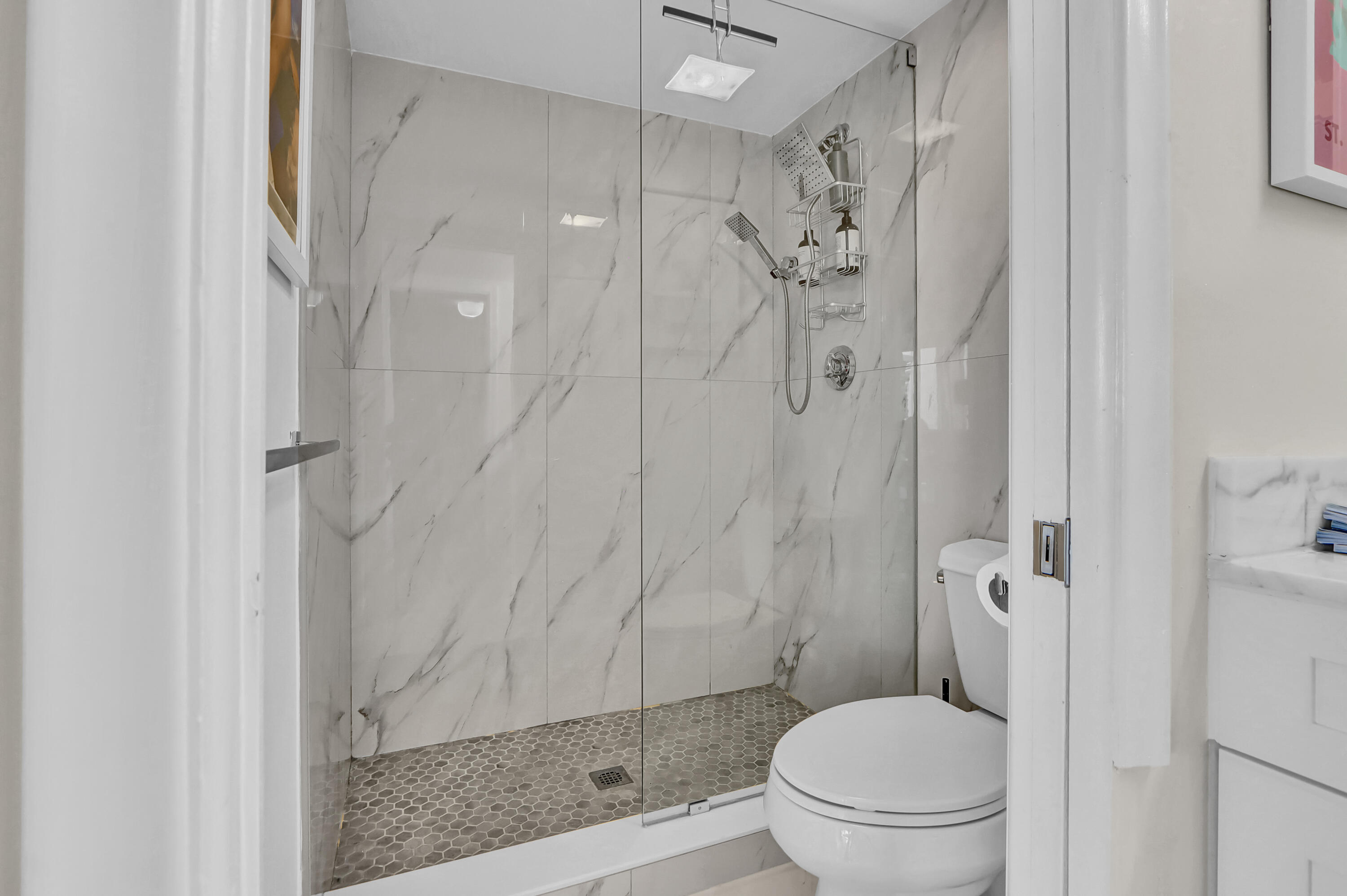 2000 Presidential Way, Unit 1006 West Palm Beach, FL 33401 - Photo 25 of 36 IMG_15