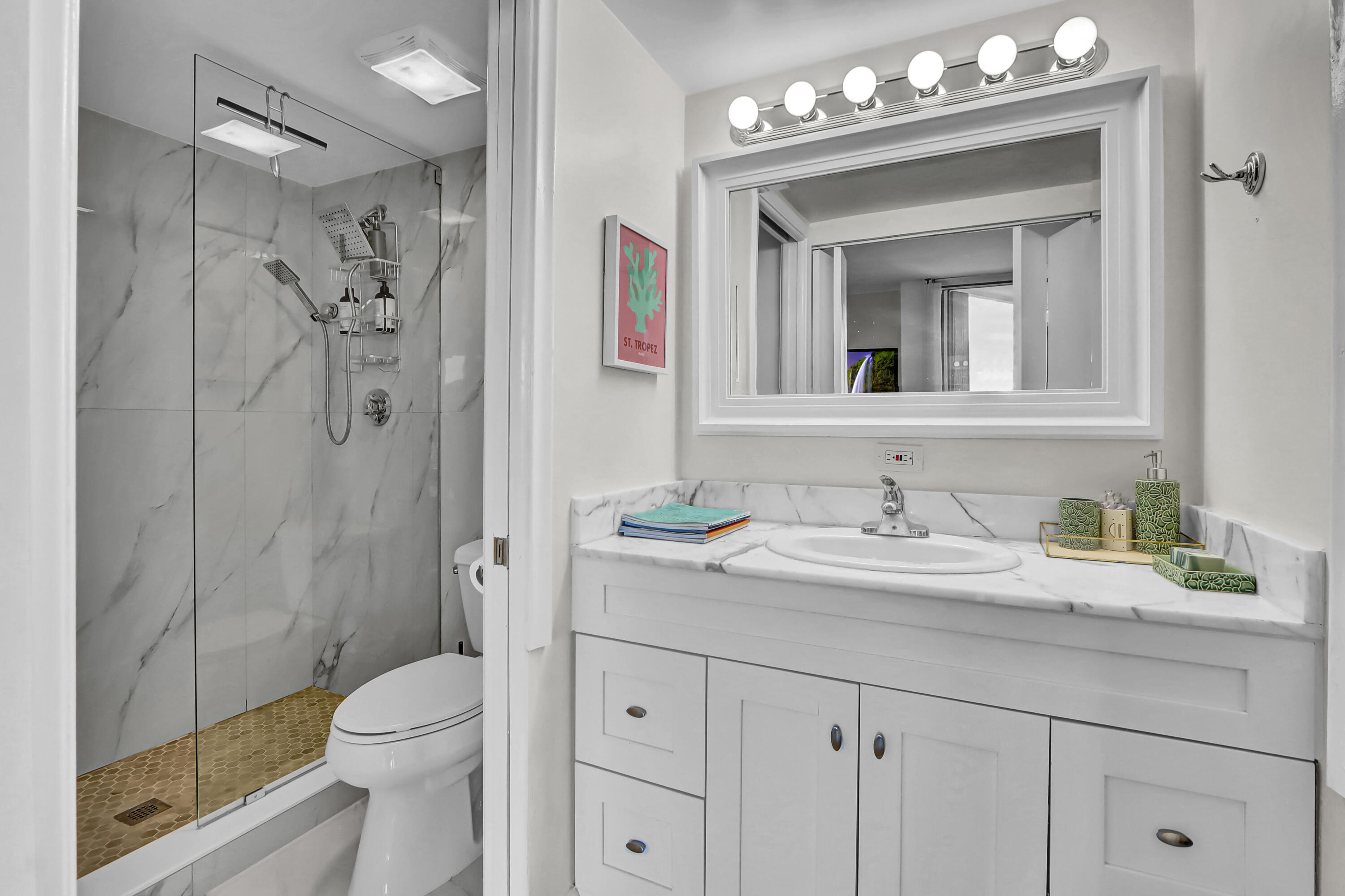 2000 Presidential Way, Unit 1006 West Palm Beach, FL 33401 - Photo 26 of 36 IMG_14