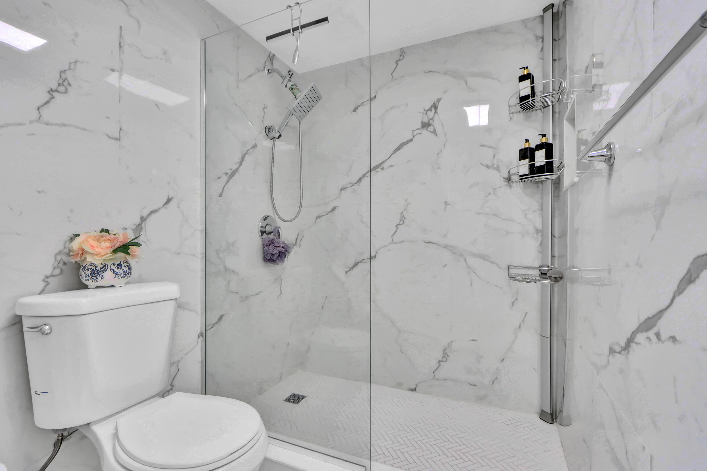 2000 Presidential Way, Unit 1006 West Palm Beach, FL 33401 - Photo 32 of 36 IMG_21