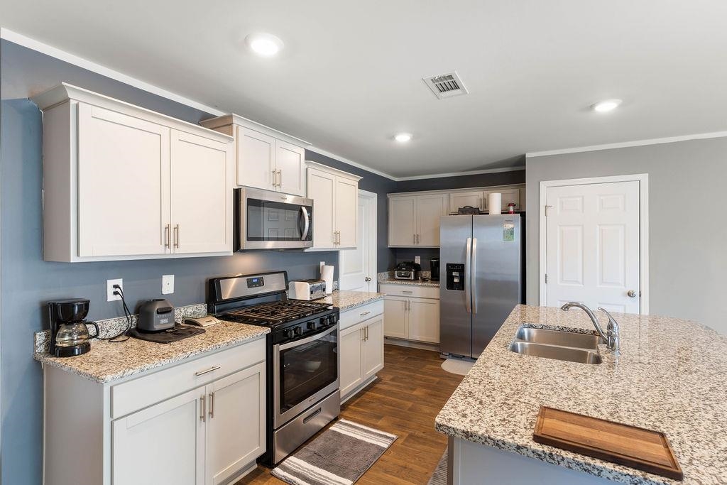 769 Ashwood Way Easley, SC 29640 - Photo 4 of 50