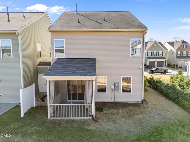 a house view with a outdoor space