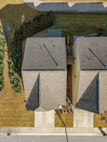 a view of a entryway of the house