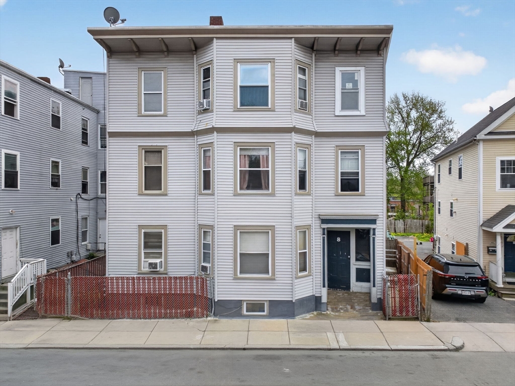 8 Torrey Street Boston, MA 02124 - Photo 2 of 12