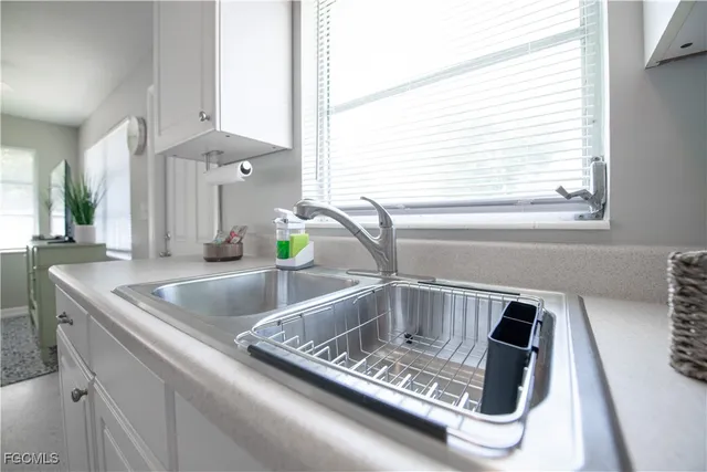 $575,000 | 620 Southeast 47th Street, Unit 14, Cape Coral, FL 33904