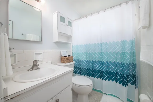 $575,000 | 620 Southeast 47th Street, Unit 14, Cape Coral, FL 33904