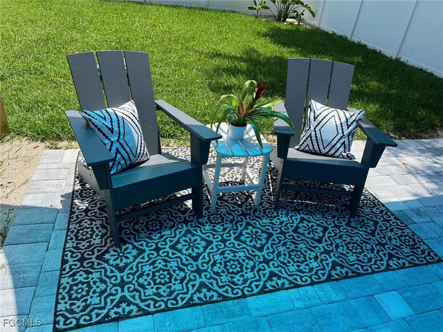 $575,000 | 620 Southeast 47th Street, Unit 14, Cape Coral, FL 33904