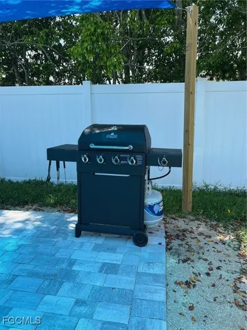 $575,000 | 620 Southeast 47th Street, Unit 14, Cape Coral, FL 33904