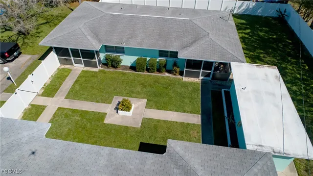 $575,000 | 620 Southeast 47th Street, Unit 14, Cape Coral, FL 33904