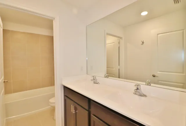 $2,800 | 721 Worlington Lane, Fort Pierce, FL 34947