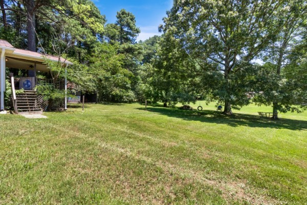 1548 Ridge Road McEwen, TN 37101 - Photo 21 of 22 Gallery Image 21