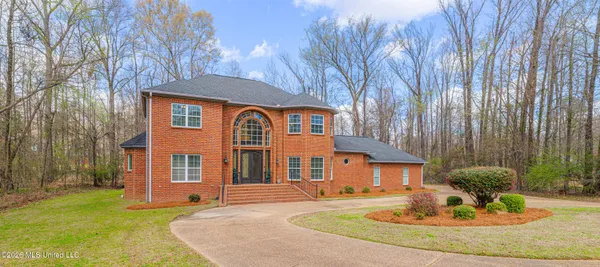 $565,000 | 2 Atlanta Cove, Clinton, MS 39056