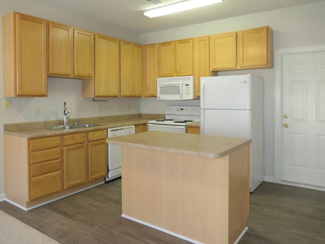 70 Cole Place Road, Unit B Chapel Hill, NC 27517 - Photo 8 of 20 Photo #8