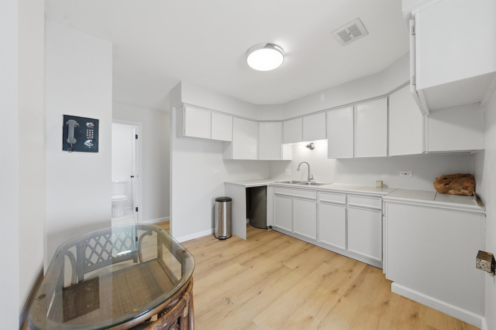 2772 East 75th Street, Unit 2GS Chicago, IL 60649 - Photo 10 of 22