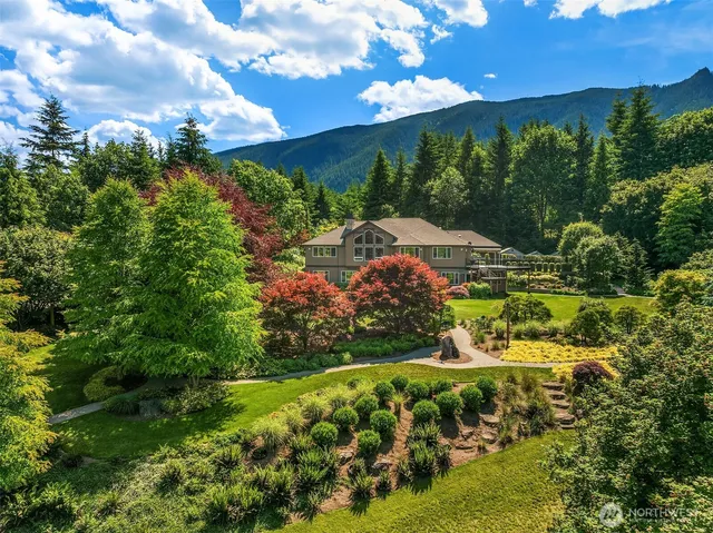 $2,888,000 | 42520 Southeast 149th Place, North Bend, WA 98045