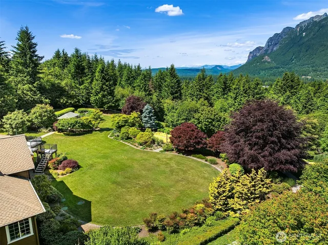 $2,888,000 | 42520 Southeast 149th Place, North Bend, WA 98045