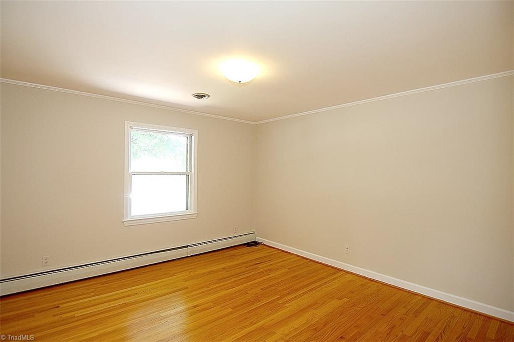 1535 Sandersted Road Southwest Winston-Salem, NC 27103 - Photo 11 of 30 Gallery Image 11