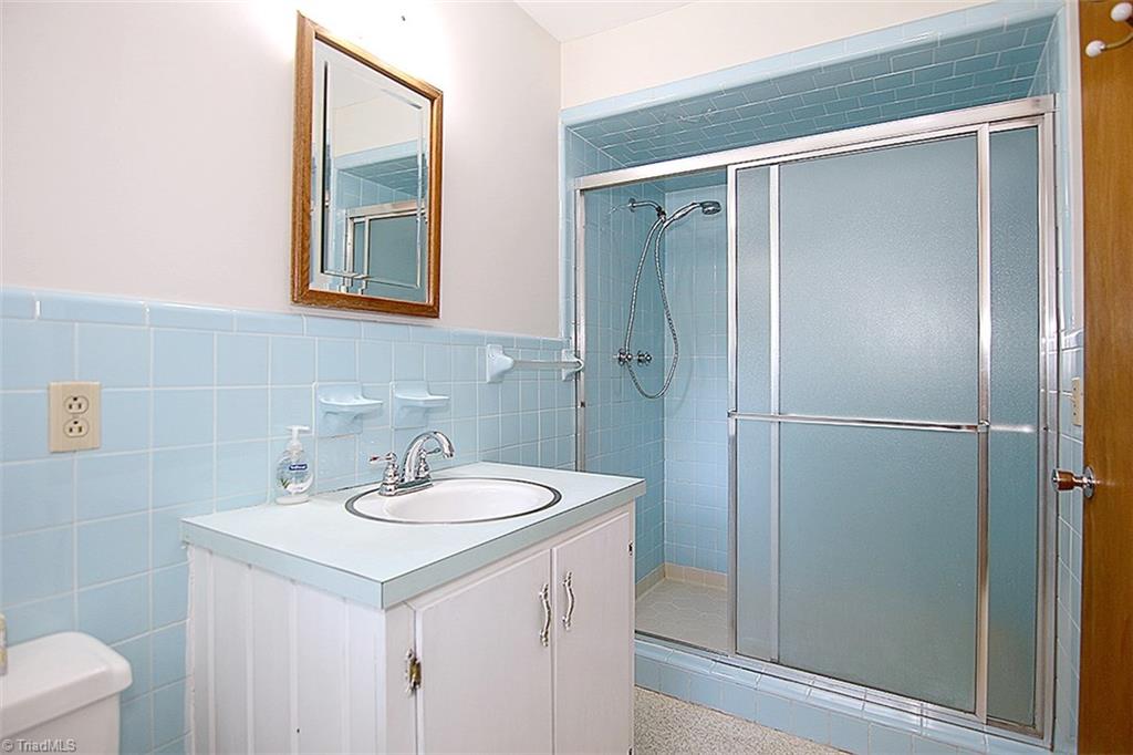1535 Sandersted Road Southwest Winston-Salem, NC 27103 - Photo 19 of 30 Gallery Image 19