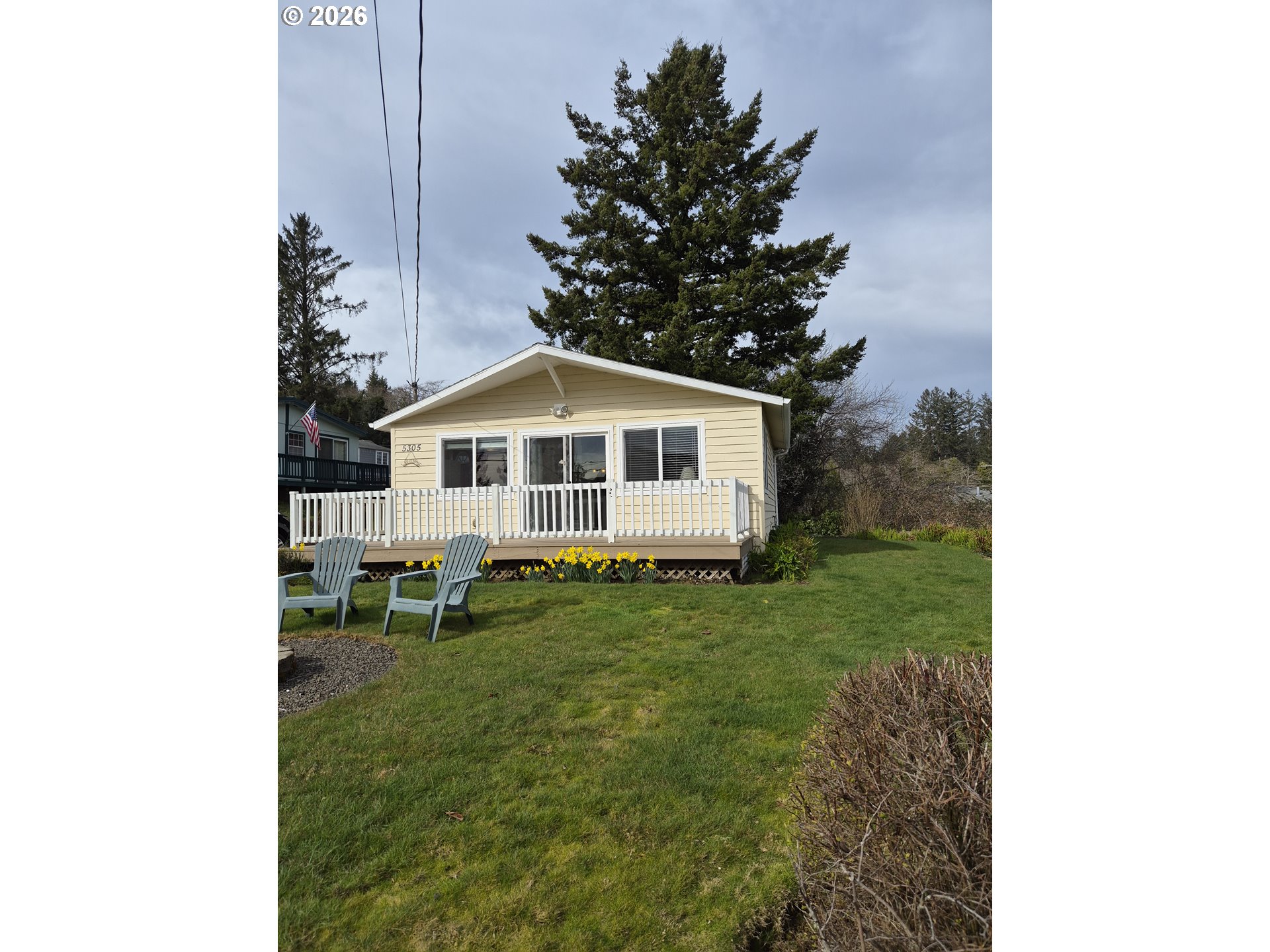 5305 Northeast 49th Street Neotsu, OR 97364 - Photo 6 of 34
