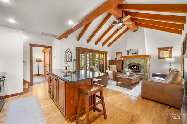 $1,395,000 | 9 Rock Creek Court, Donnelly, ID 83615