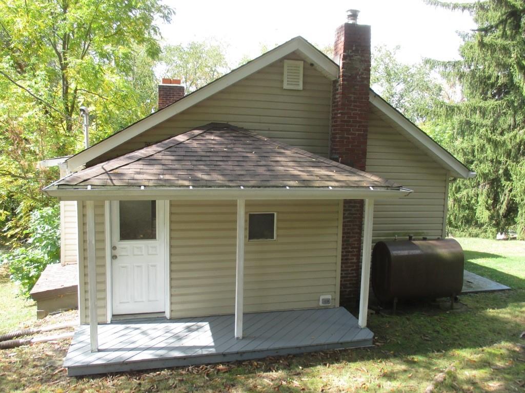 94 McCarrell Road Hickory, PA 15340 - Photo 1 of 22