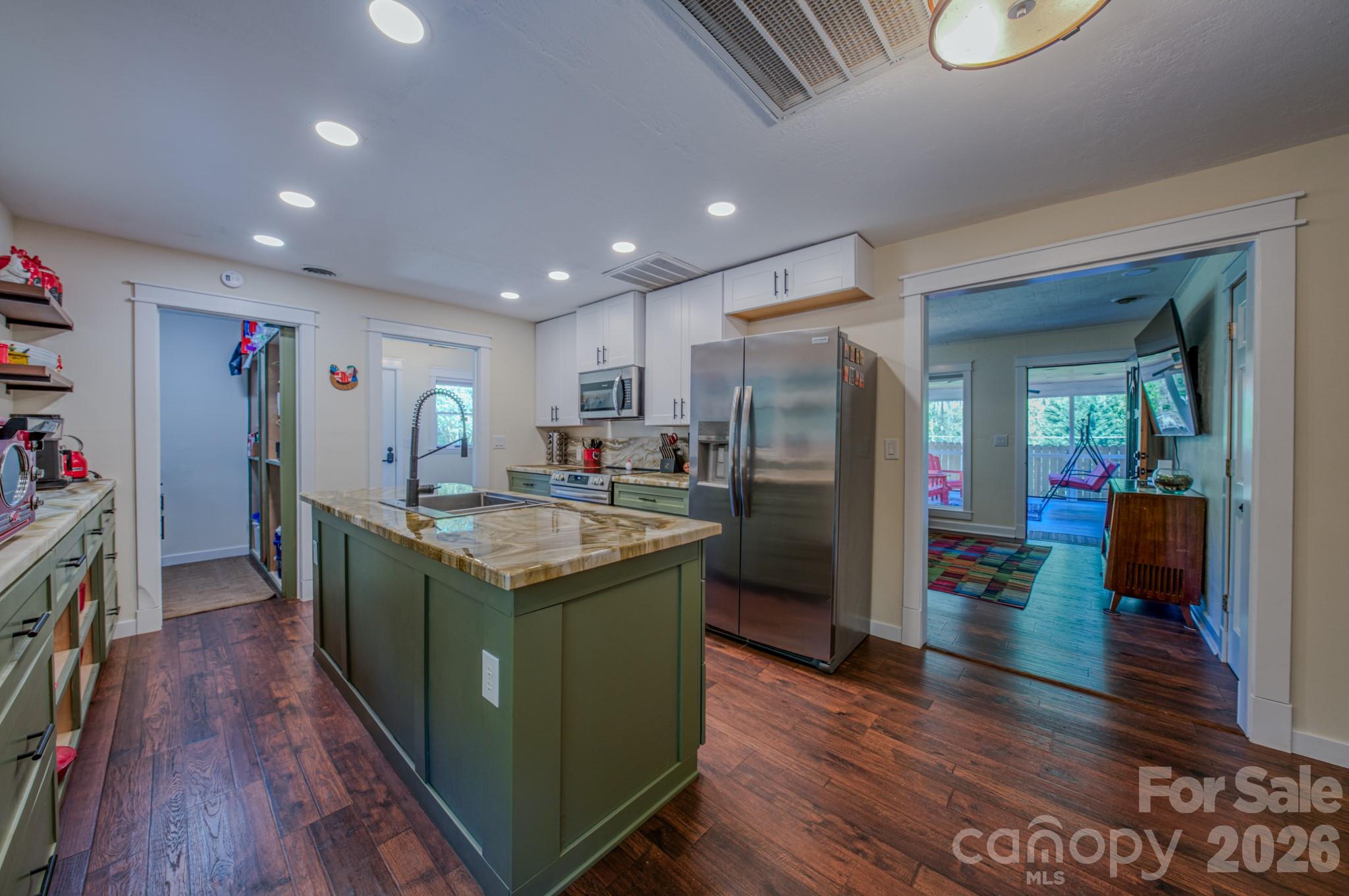 176 Sunny Street Marion, NC 28752 - Photo 15 of 36