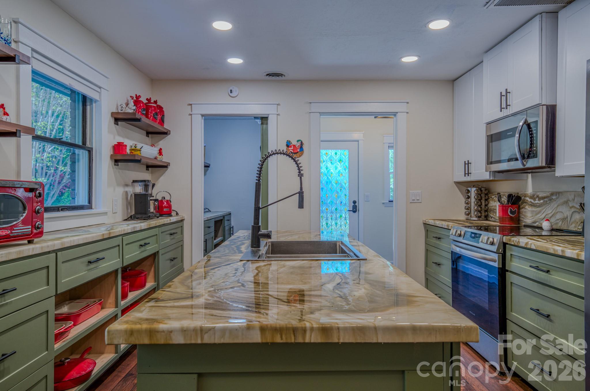 176 Sunny Street Marion, NC 28752 - Photo 16 of 36