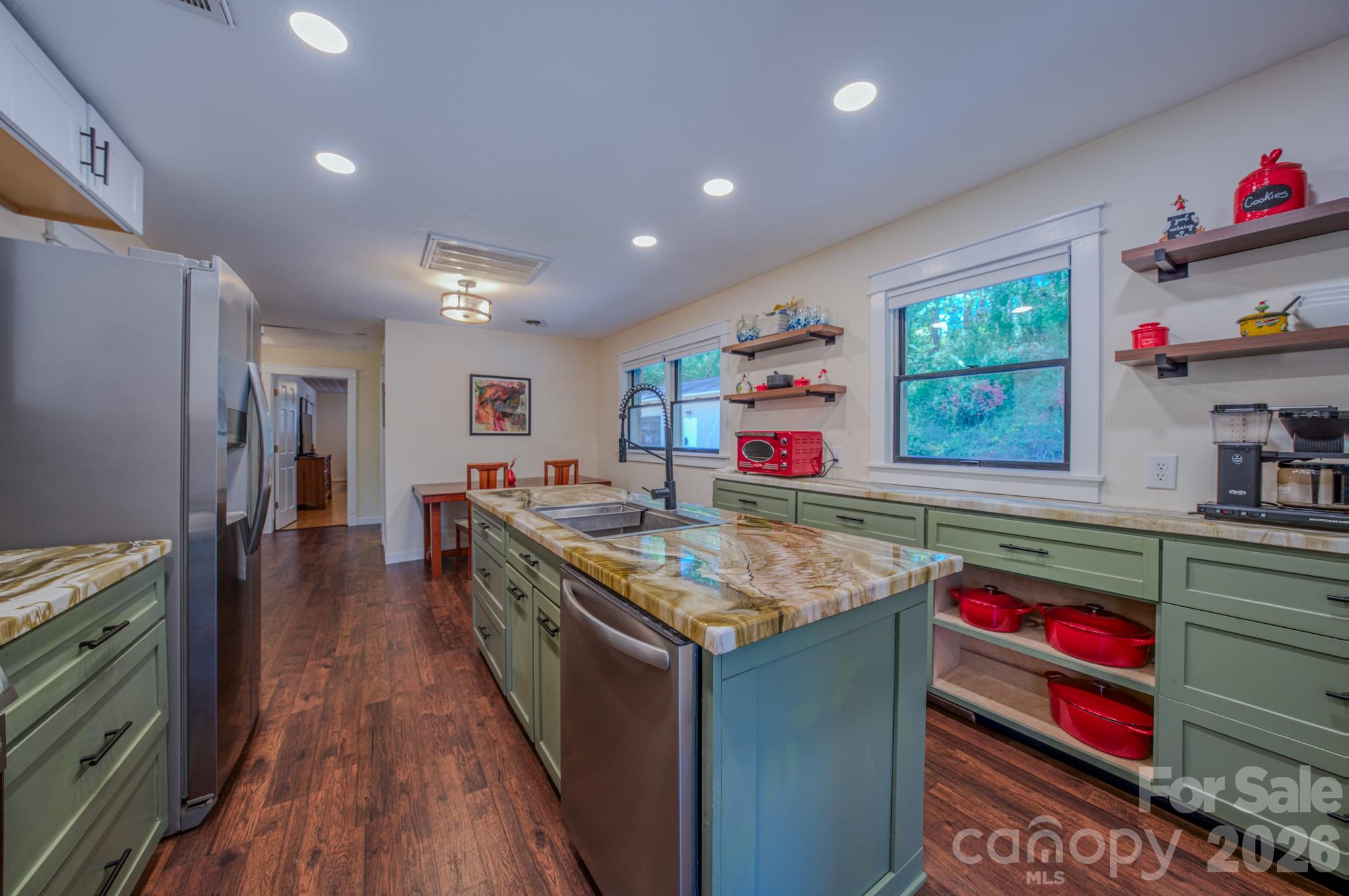 176 Sunny Street Marion, NC 28752 - Photo 20 of 36