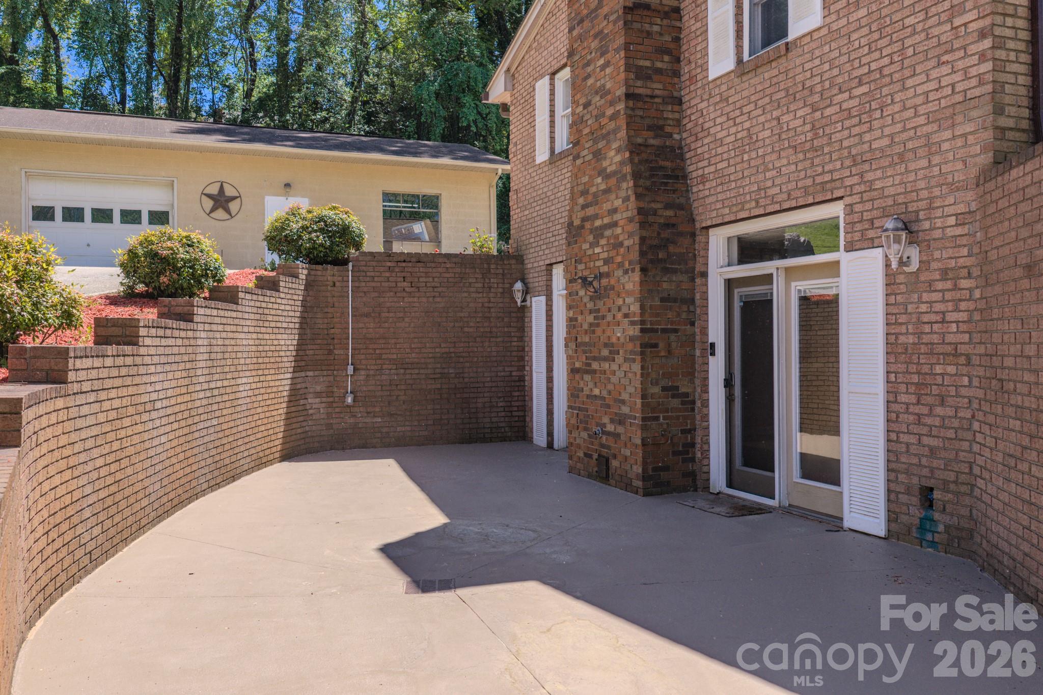 176 Sunny Street Marion, NC 28752 - Photo 5 of 36