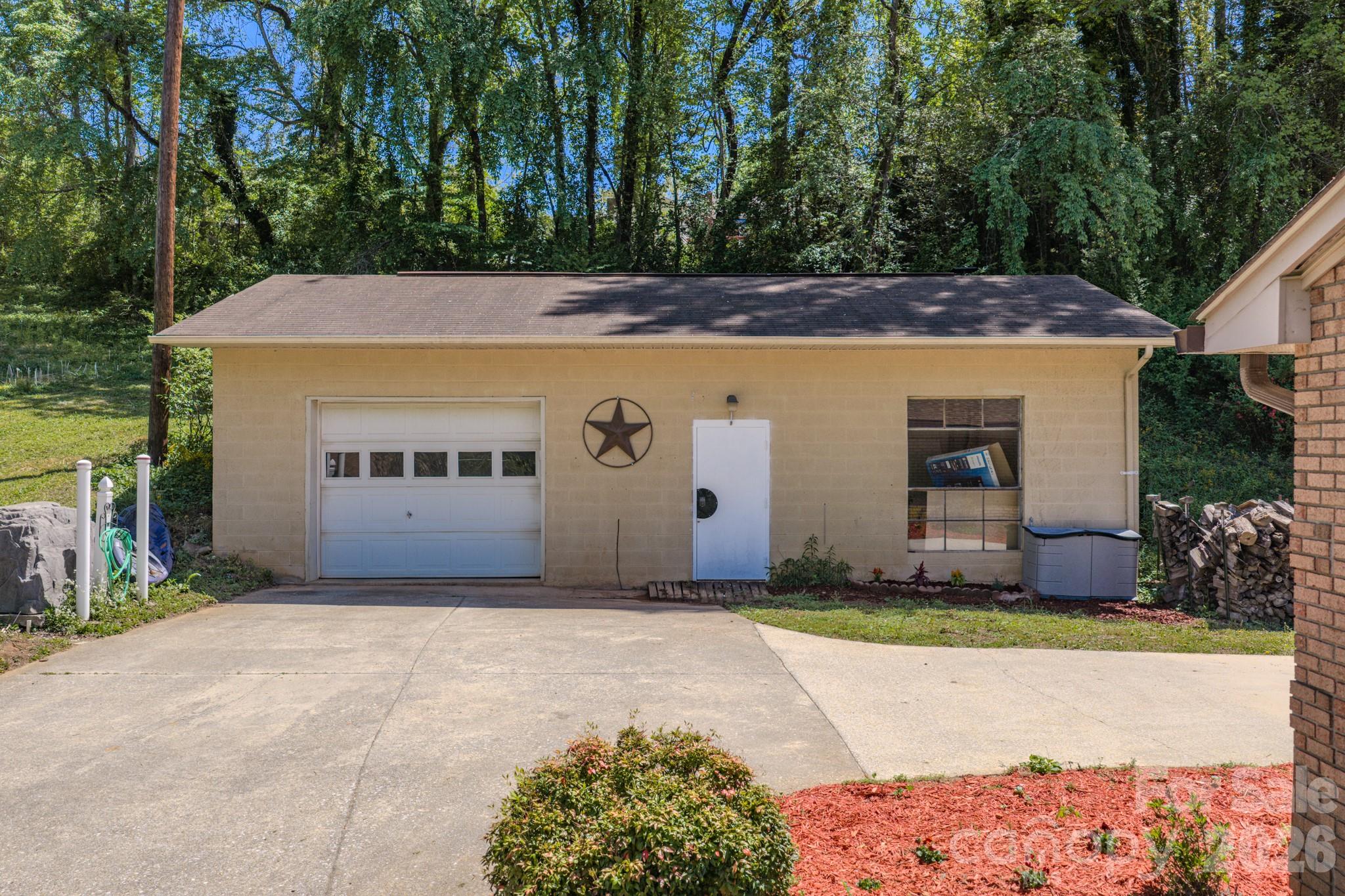 176 Sunny Street Marion, NC 28752 - Photo 9 of 36