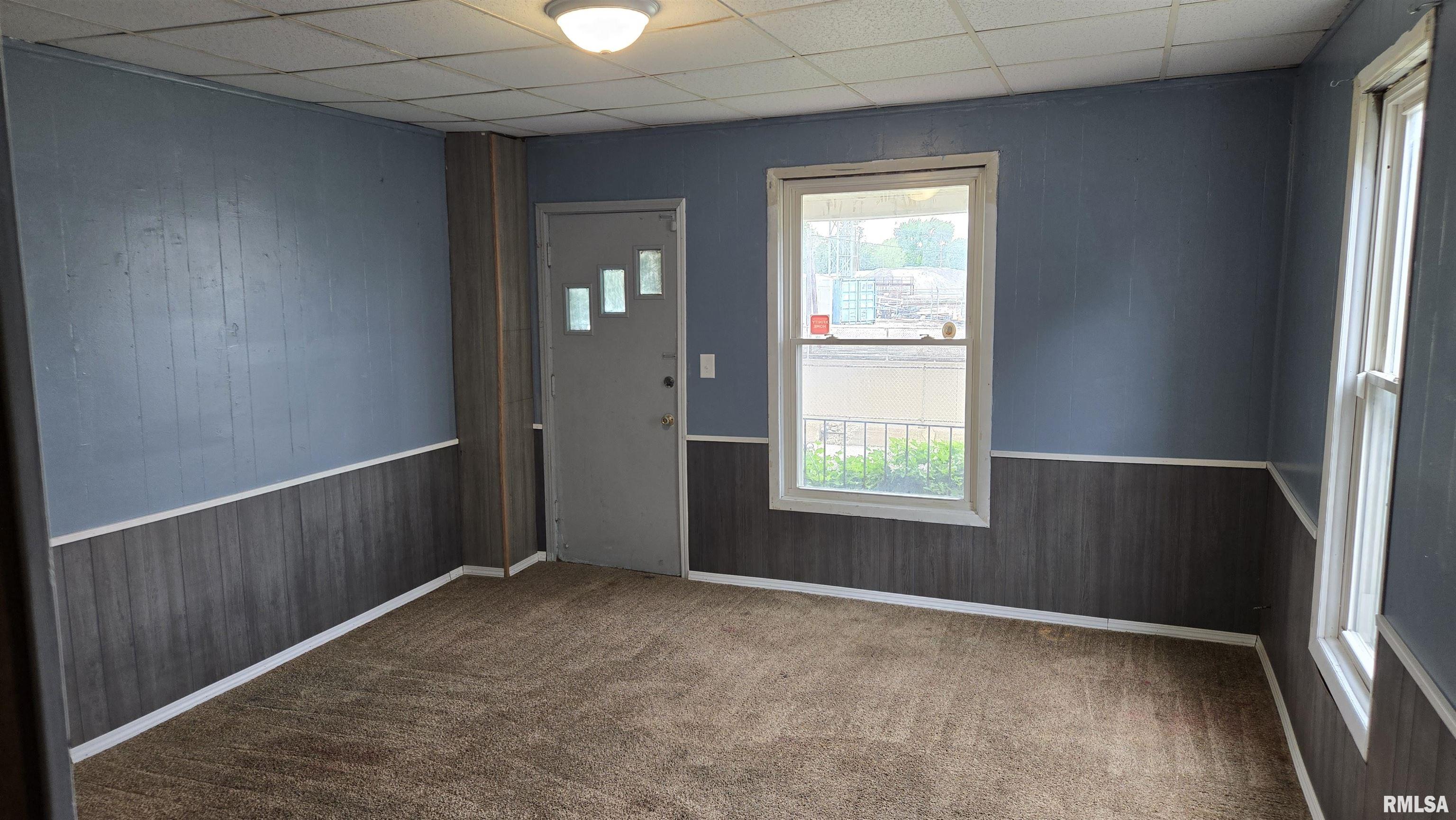 1606 East Sangamon Avenue Springfield, IL 62702 - Photo 2 of 12