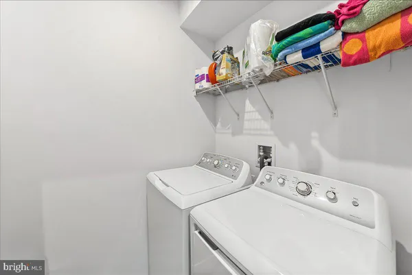 $425,000 | 620 Thomas Penn Dr Grove, West Grove, PA 19390