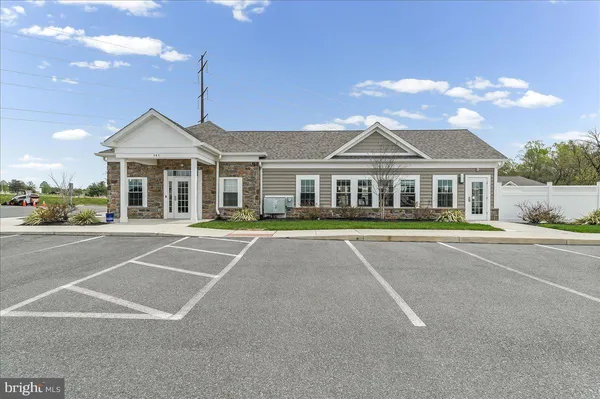 $425,000 | 620 Thomas Penn Dr Grove, West Grove, PA 19390