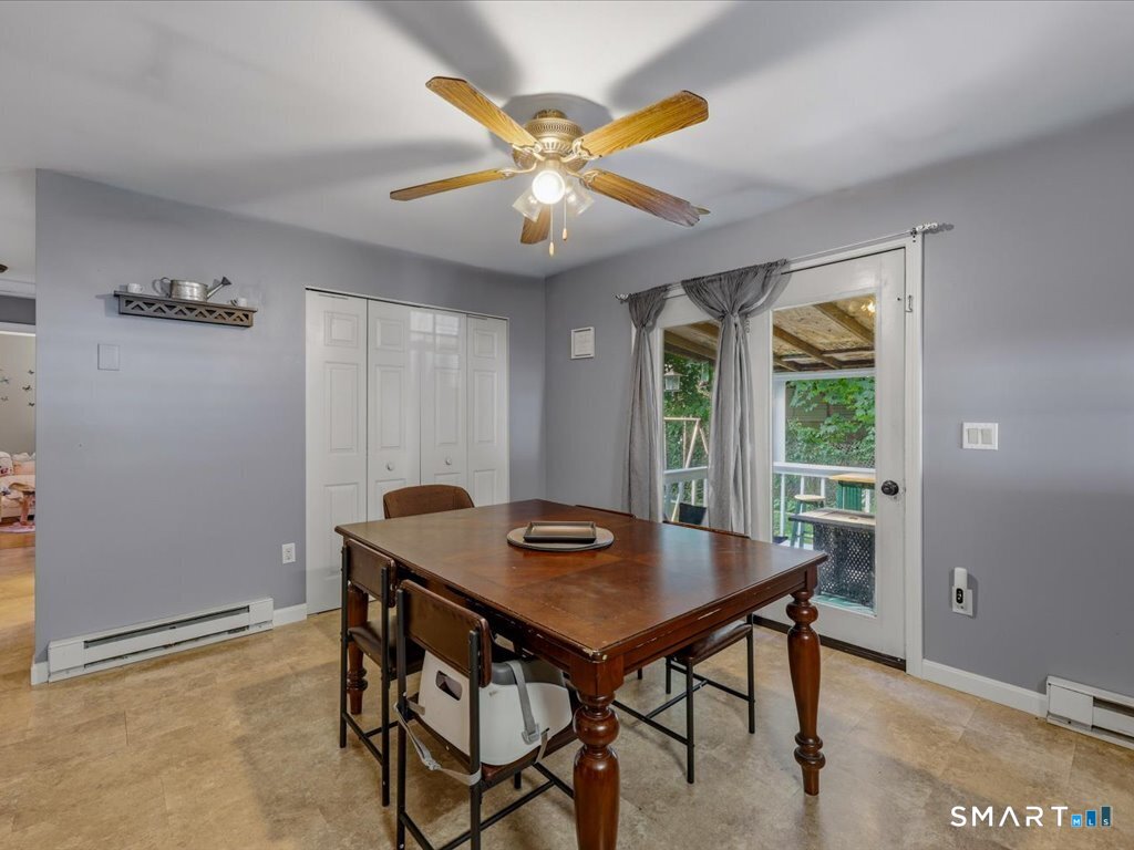 39 Glezen Street Norwich, CT 06360 - Photo 12 of 27