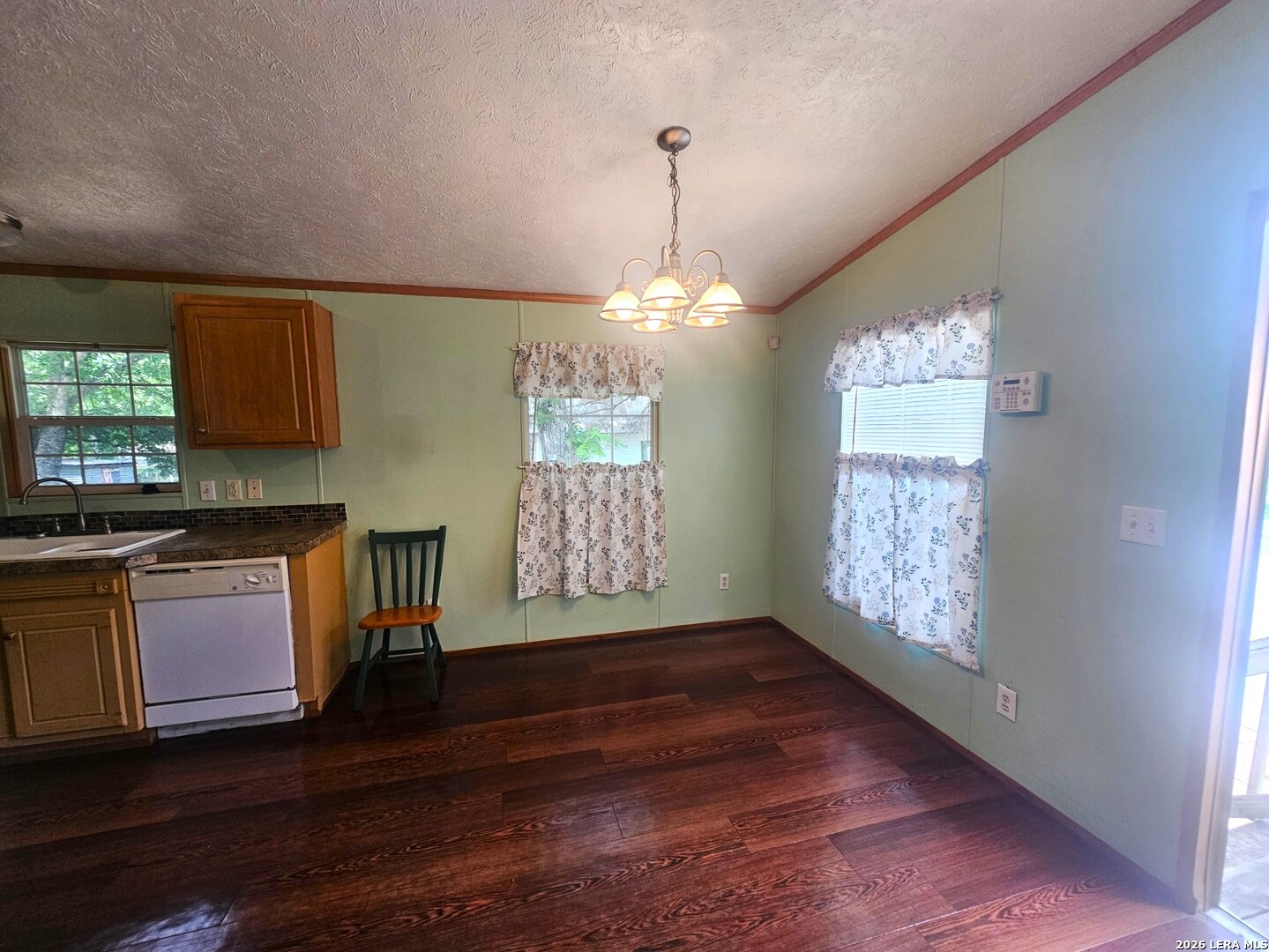219 Lopez Street Seguin, TX 78155 - Photo 8 of 30