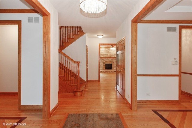 1351 Ridge Road Willowbrook, IL 60527 - Photo 11 of 25
