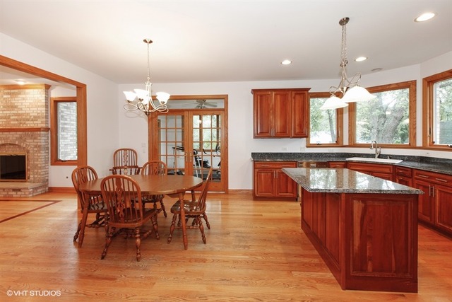 1351 Ridge Road Willowbrook, IL 60527 - Photo 5 of 25