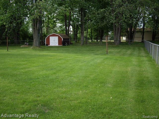 16749 28 Mile Road Ray, MI 48096 - Photo 3 of 18