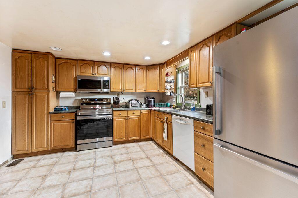 25 West Main Street Denmark, ME 04022 - Photo 11 of 41 16__V5A5802