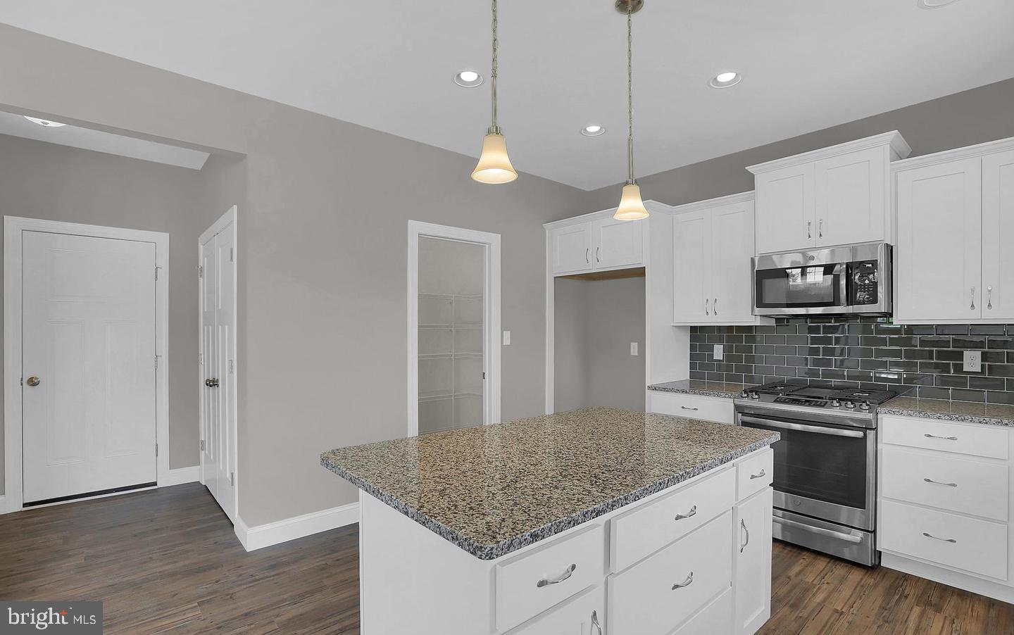 80 Red Maple Drive Etters, PA 17319 - Photo 3 of 14