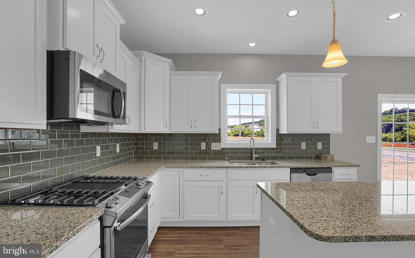 80 Red Maple Drive Etters, PA 17319 - Photo 4 of 14