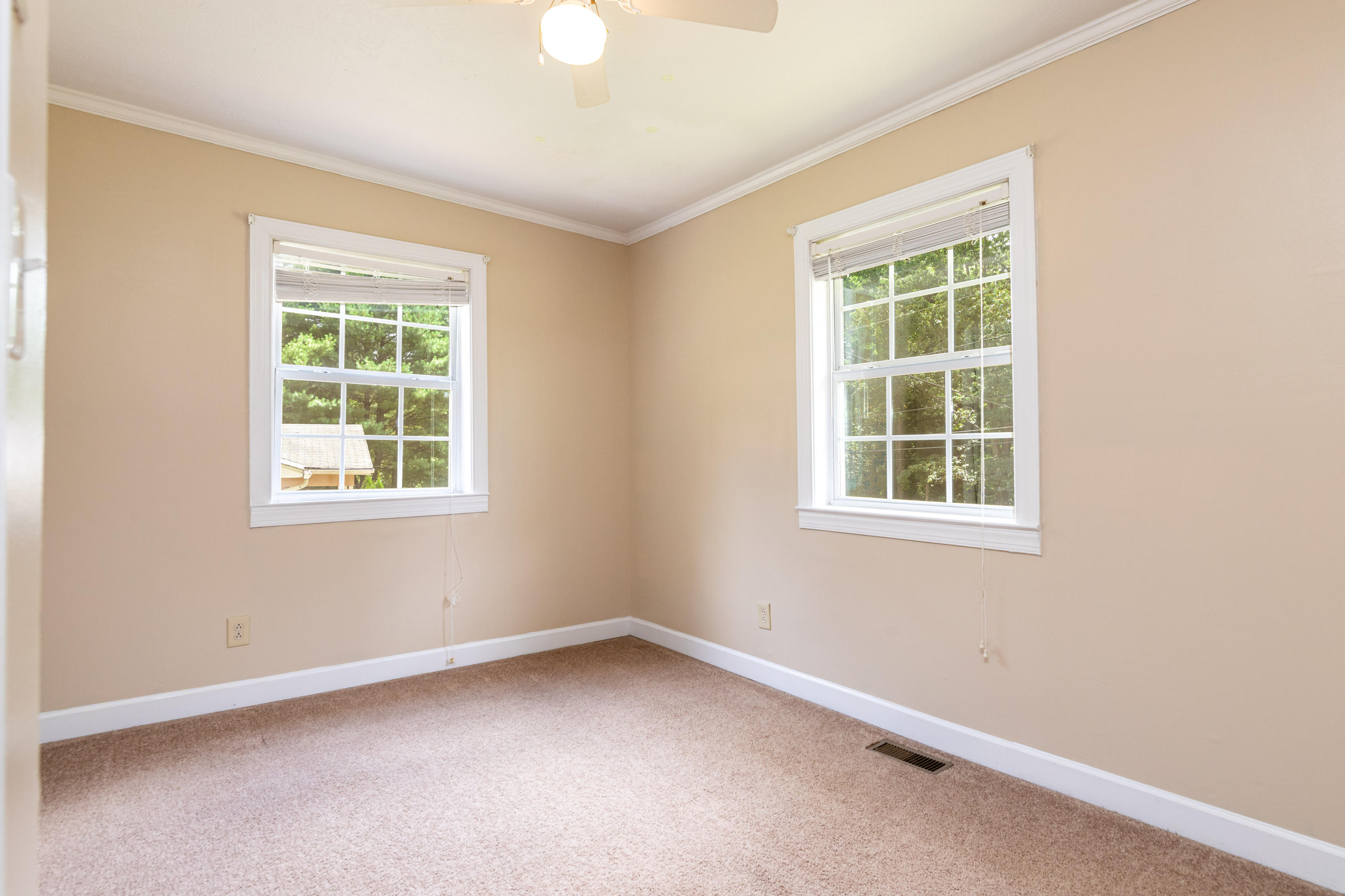 4725 Rohar Road Knoxville, TN 37921 - Photo 18 of 21 IMG_1627-Edit