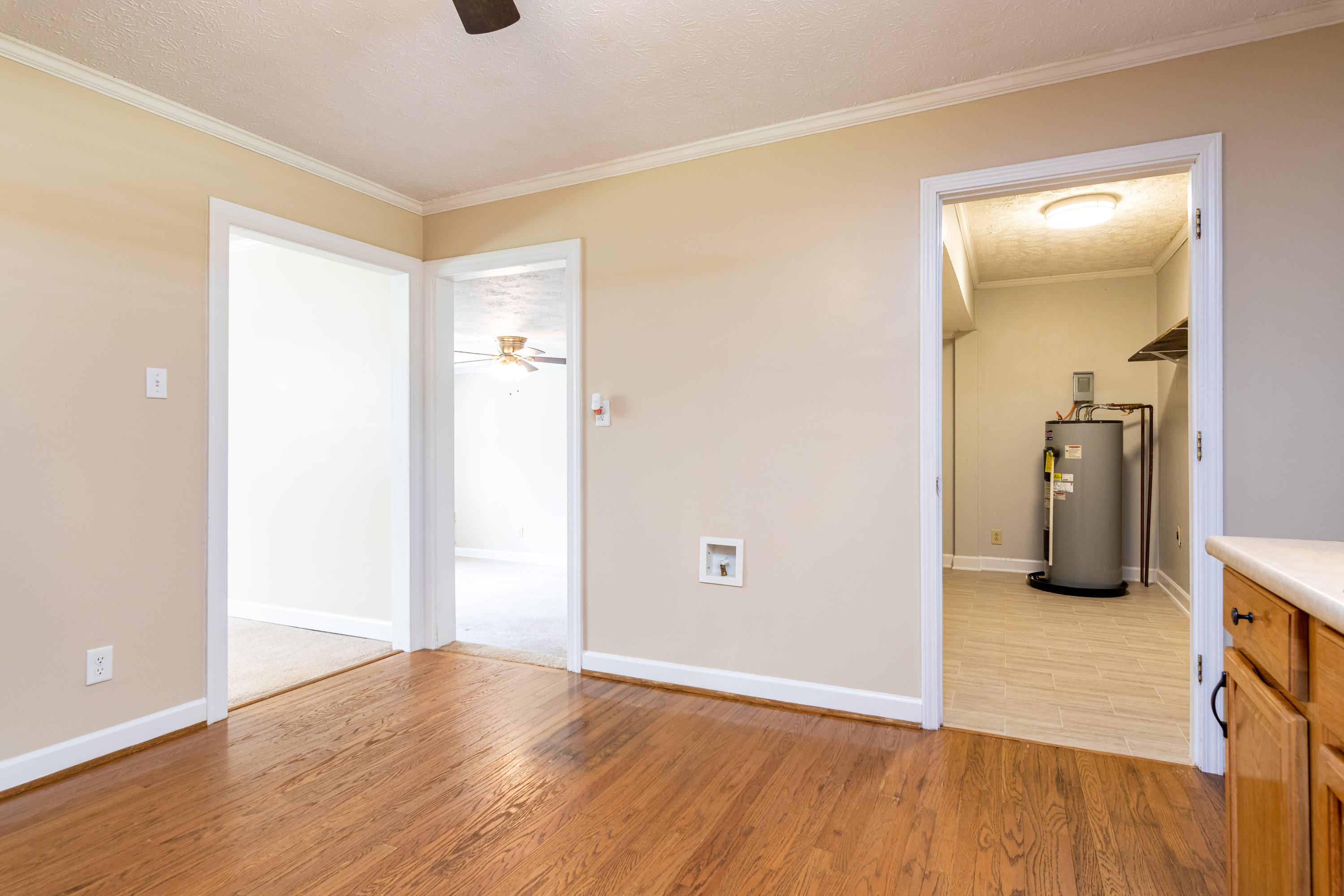 4725 Rohar Road Knoxville, TN 37921 - Photo 9 of 21 IMG_1641 (1)